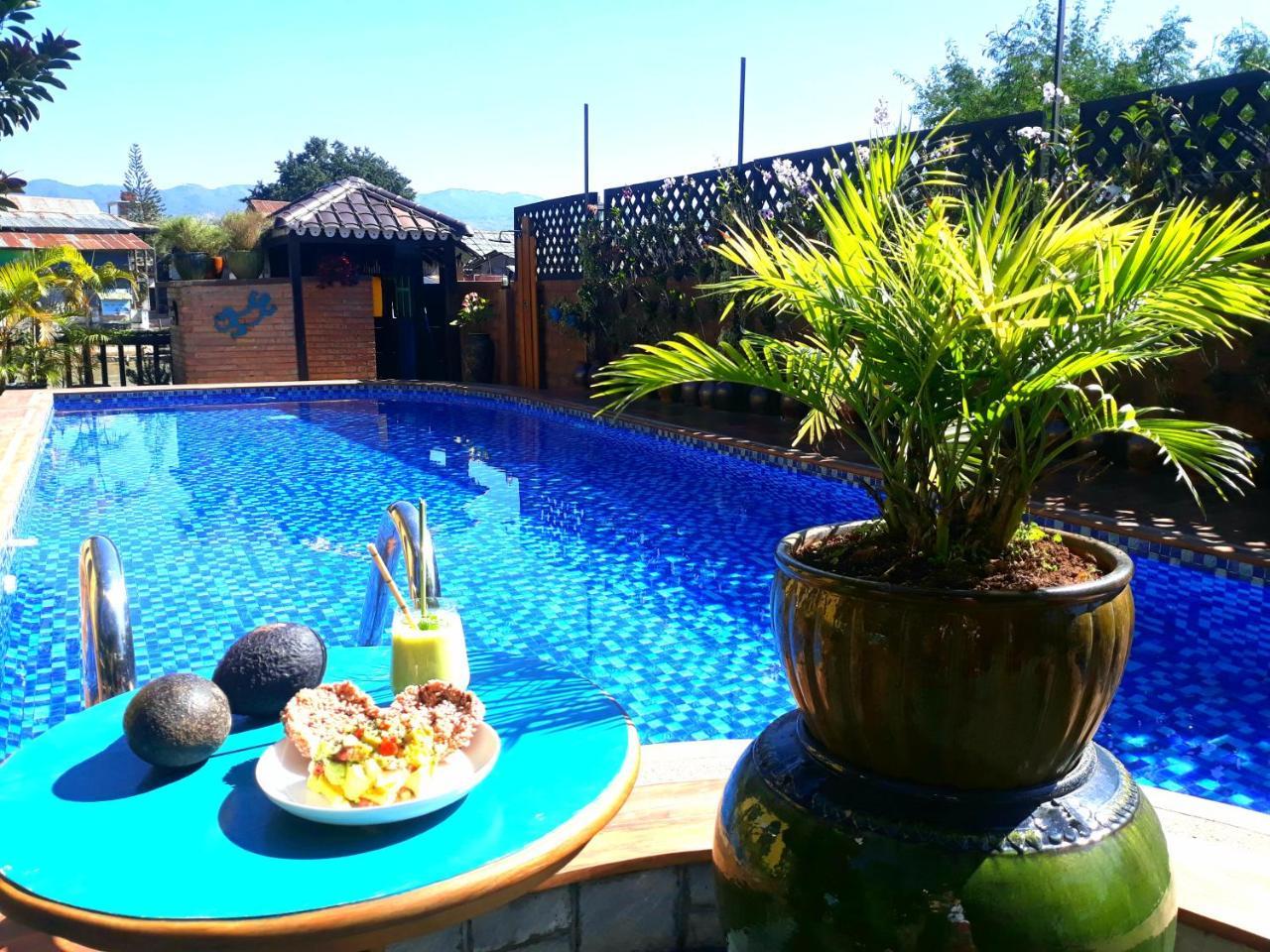 Thanakha Inle Hotel Nyaung Shwe Exterior photo